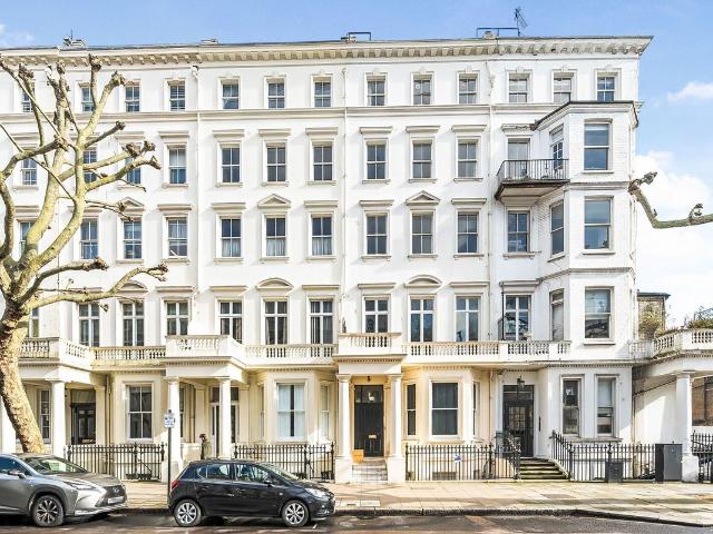 Studio for rent in Brompton, Greater London