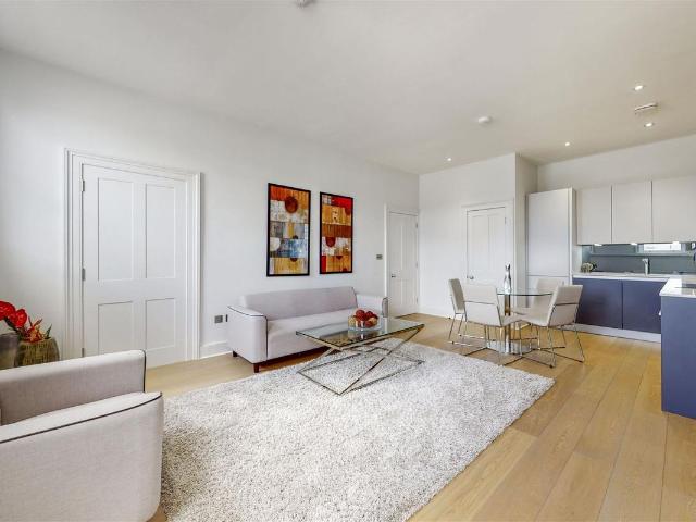 Apartment for rent in South Kensington, Greater London
