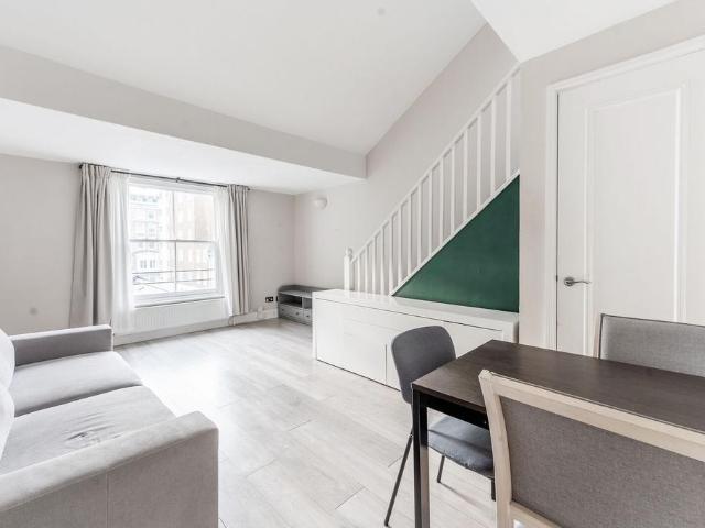House for rent in South Kensington, Greater London