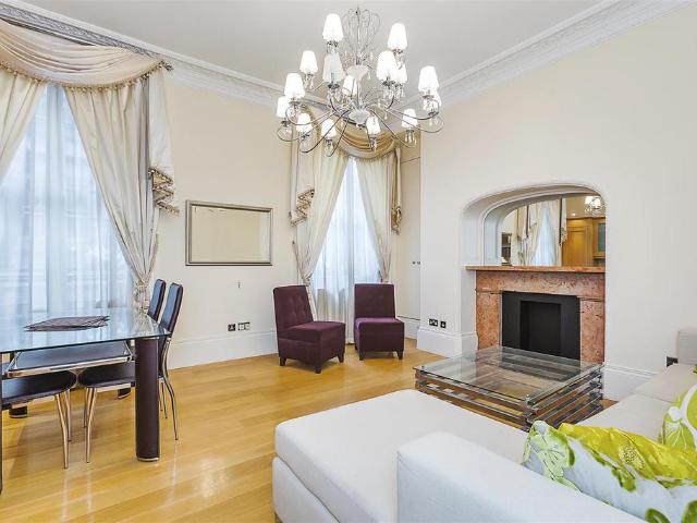 Apartment for rent in South Kensington, Greater London