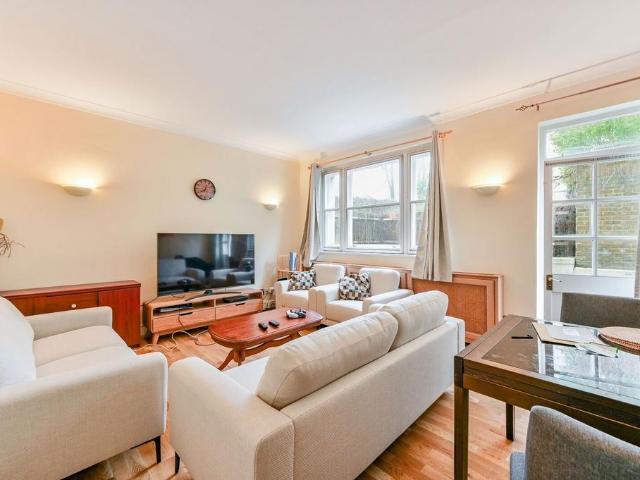 Apartment for rent in St. John's Wood, Greater London