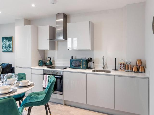 Apartment for rent in Greenhill, Greater London