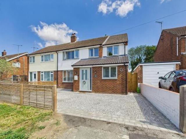 House for sale in Bedgrove, Aylesbury