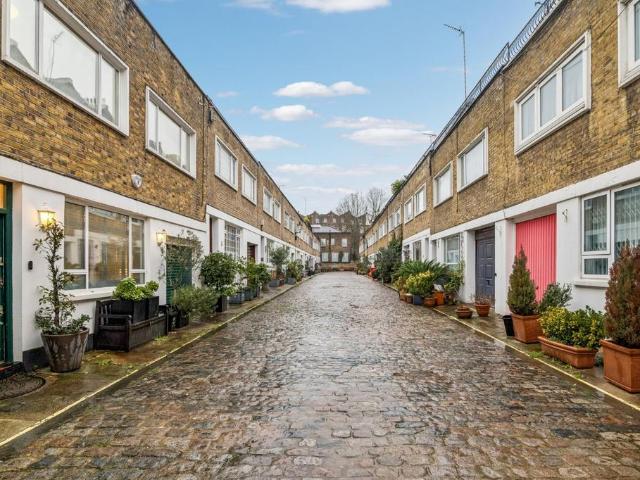 House for rent in Bayswater, Greater London