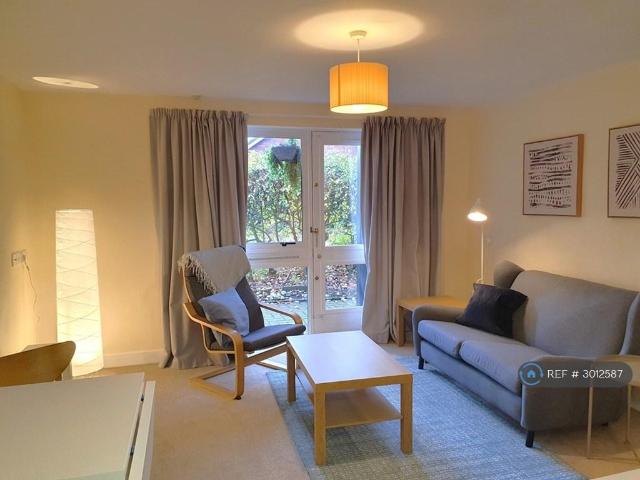 Apartment for rent in Two Mills, Cheshire