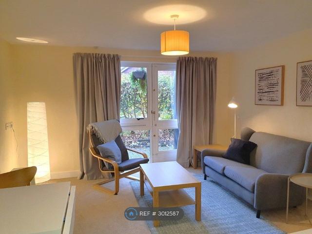 Apartment for rent in Two Mills, Cheshire