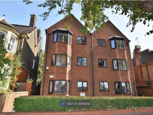 Apartment for rent in Queen's Park, Northampton