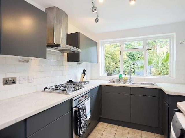 House for rent in Kensal Town, Greater London