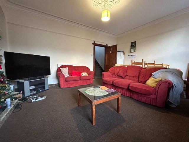 House for rent in Waun Fawr, Wales
