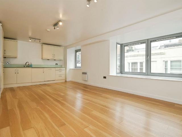 Apartment for rent in Round Hill, Brighton & Hove