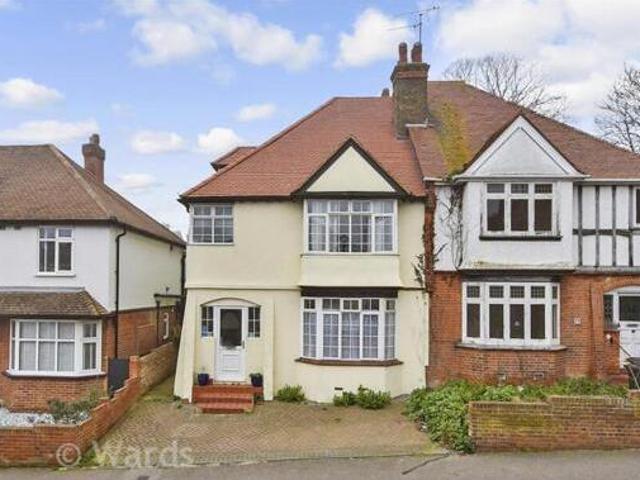 House for sale in Upton, Acol