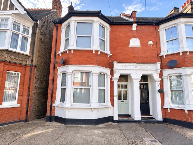 Apartment for rent in Bromley Park, Greater London