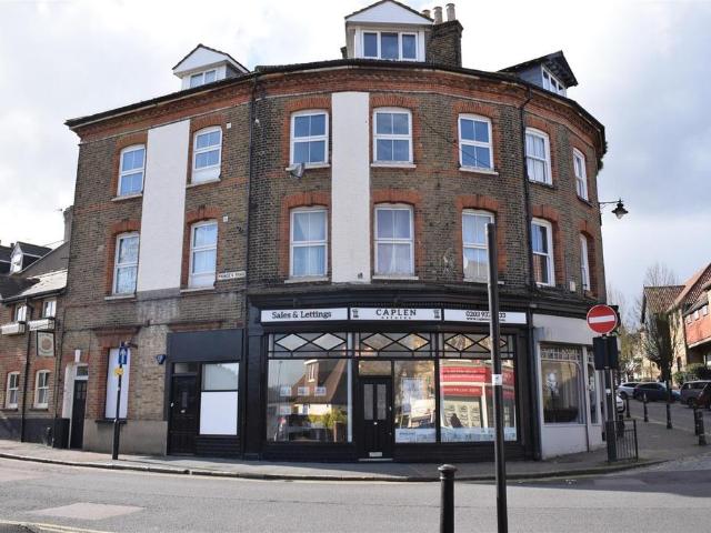 Apartment for rent in Buckhurst Hill, Epping Forest