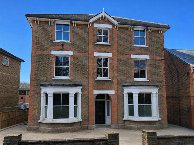 Apartment for rent in Navestock Side, Essex