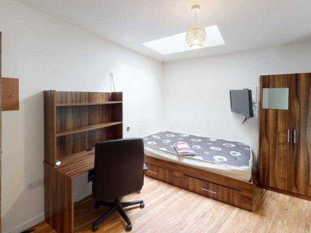 Apartment for rent in Tyndall's Park, Feckenham