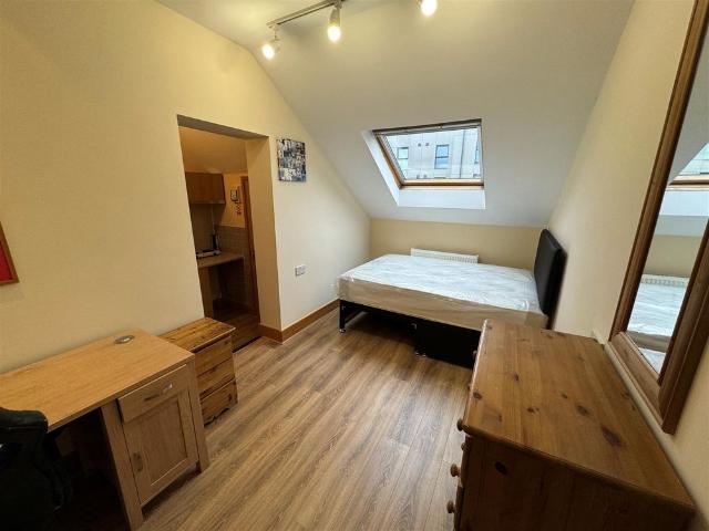 Apartment for rent in Spon End, West Midlands