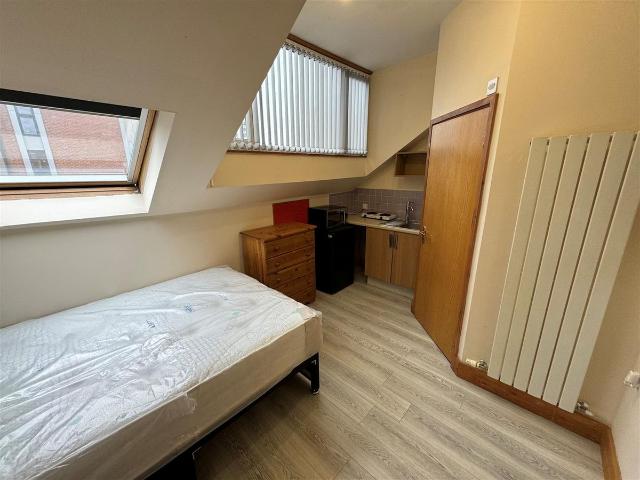 Studio for rent in Spon End, Coventry