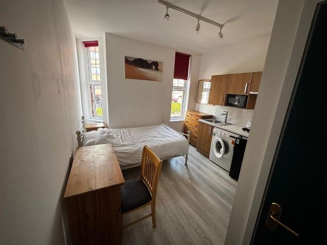 Studio for rent in Spon End, West Midlands
