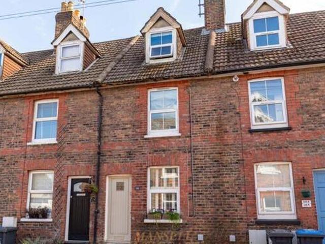 House for sale in Perryfields, West Sussex