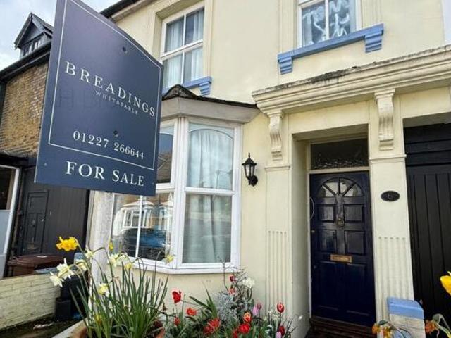 House for sale in Oad Street, Kent