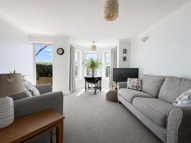 Apartment for rent in Lee-on-the-Solent, Middlecroft