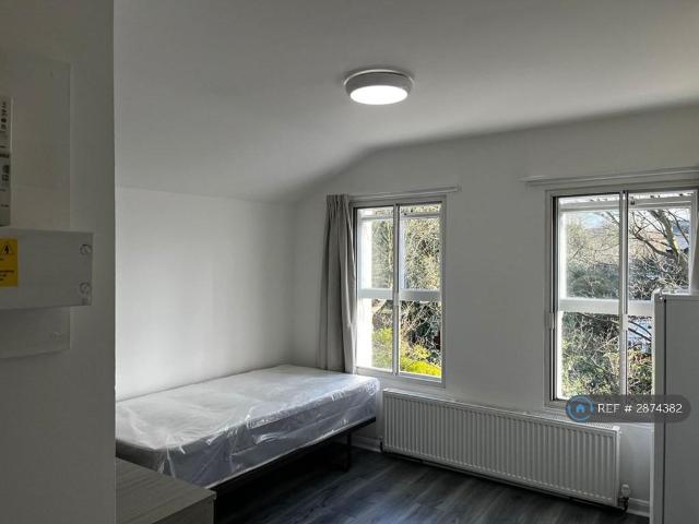 House for rent in London Borough of Lewisham, Greater London