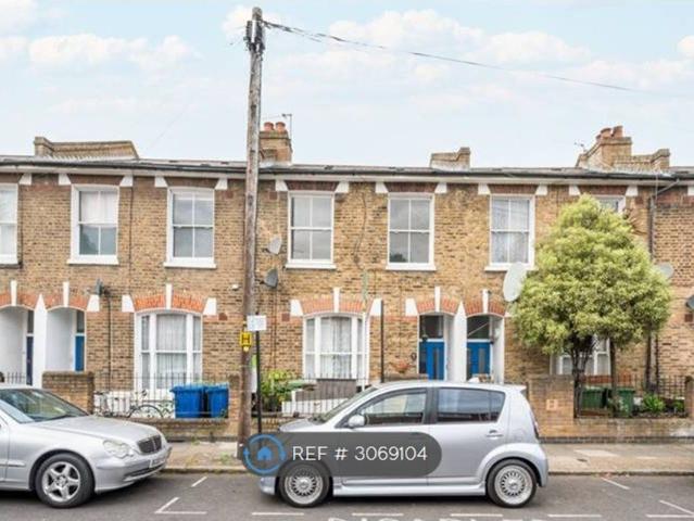 Apartment for rent in Cossall Estate, Greater London