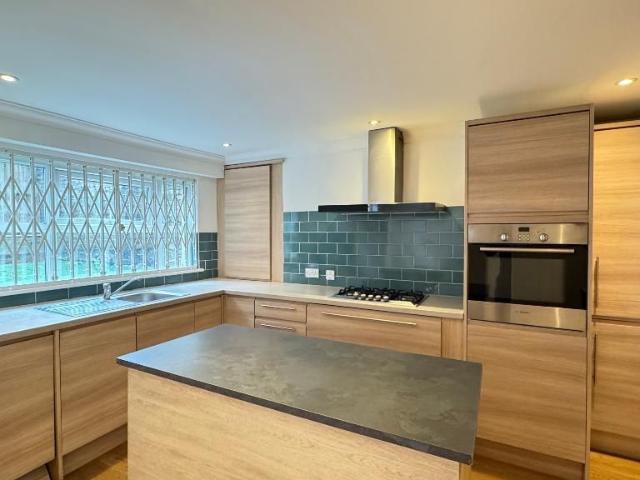 Apartment for rent in Peckham, Greater London