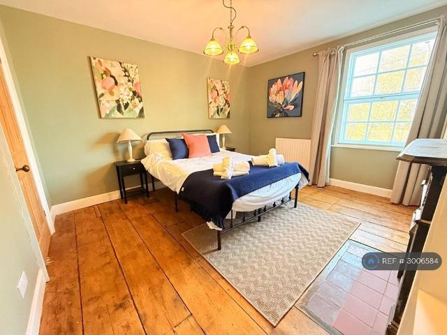 House for rent in Lakenham, East Bank