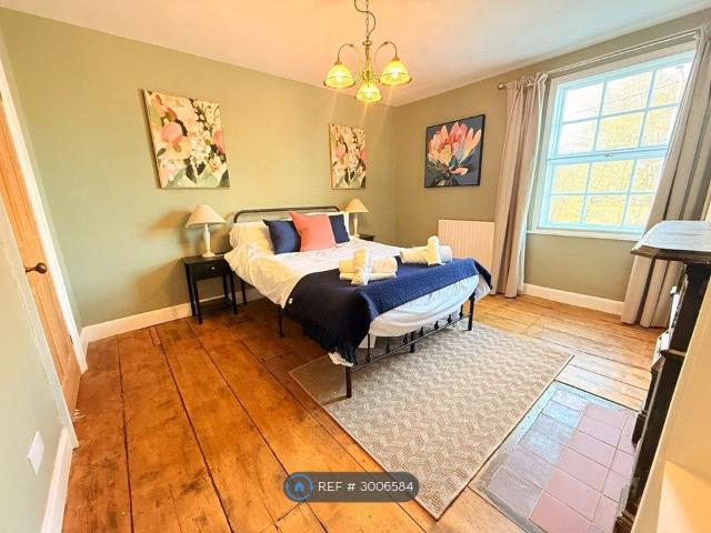 House for rent in Lakenham, East Bank