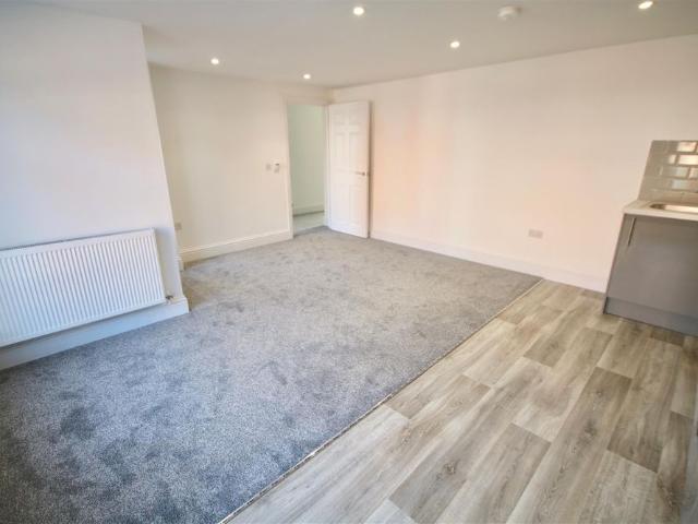 Apartment for rent in Buckland, City Of Portsmouth