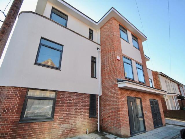 Apartment for rent in Buckland, City Of Portsmouth