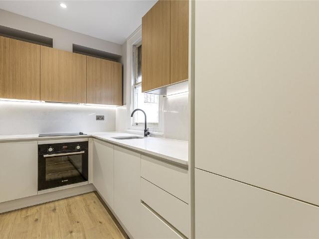 Apartment for rent in Petersham, Greater London