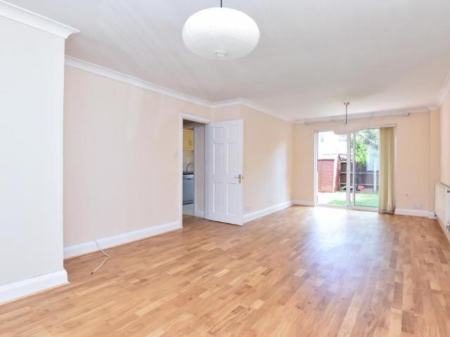 House for rent in North Sheen, Greater London