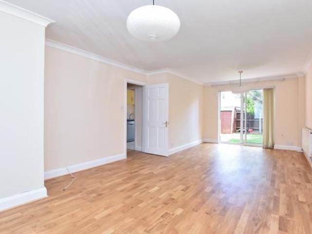 House for rent in North Sheen, Greater London