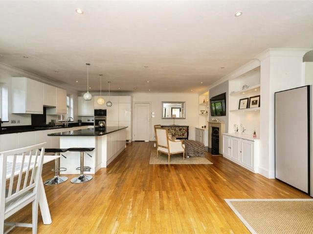 House for rent in North Sheen, Greater London