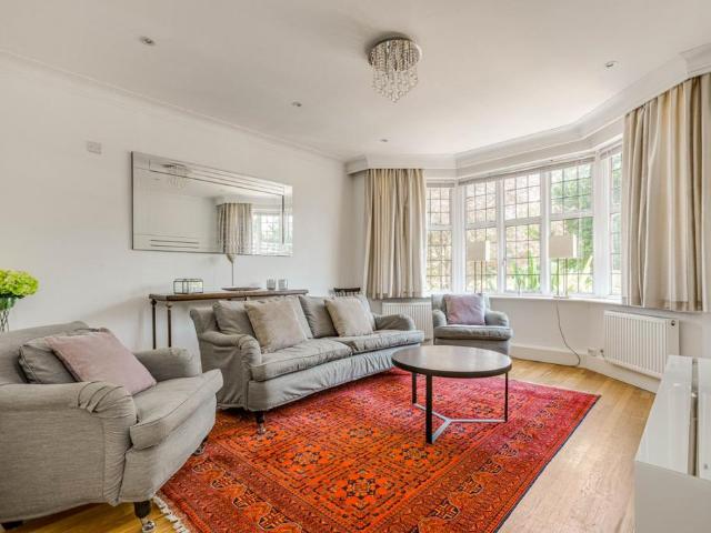 House for rent in North Sheen, Greater London