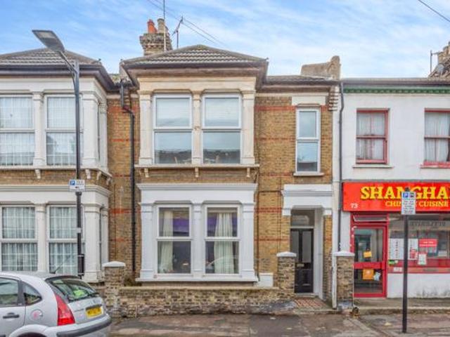 House for sale in Alton Barnes