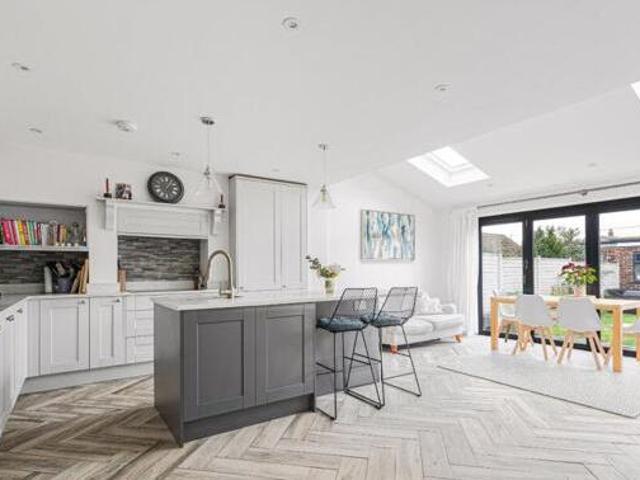 House for sale in Berrick Salome, Oxfordshire