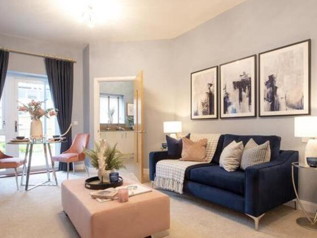 House for rent in Blackhills, Surrey