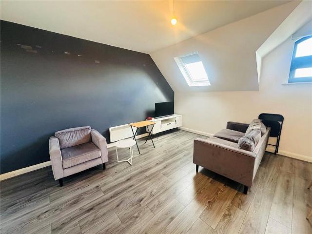 Apartment for rent in Higher Broughton, Salford