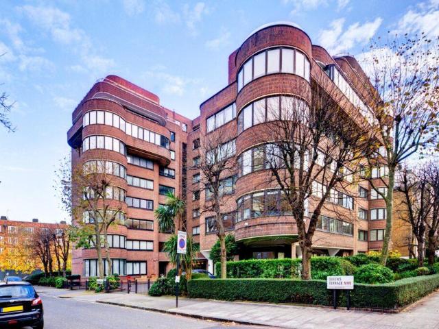 Apartment for rent in St. John's Wood, Greater London