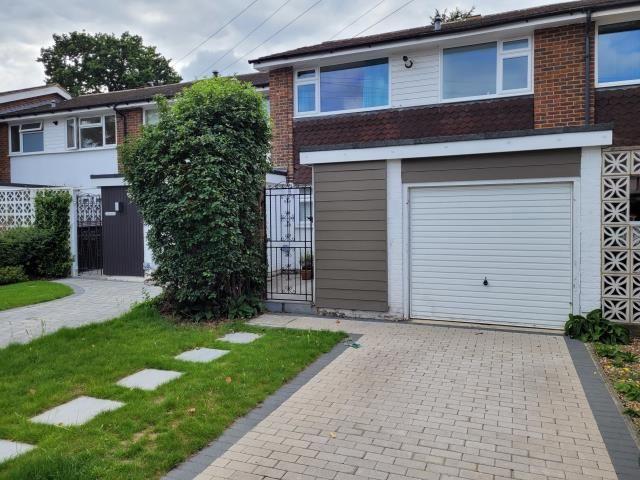 House for rent in Thames Ditton, Elmbridge