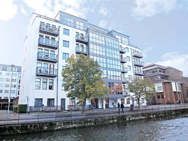 Apartment for rent in Newtown, Reading