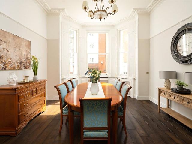 House for rent in Brompton, Greater London