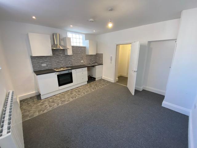Apartment for rent in Allerton, Calderstones