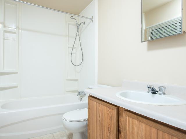 Apartment for rent in Wedgewood, Alberta