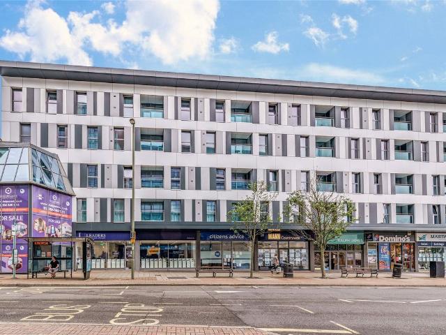 Apartment for rent in Red Hill, Surrey