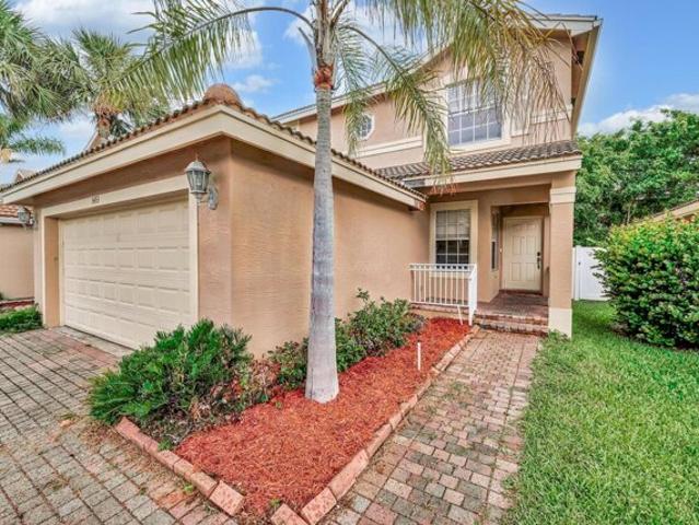 House for sale in Greenacres