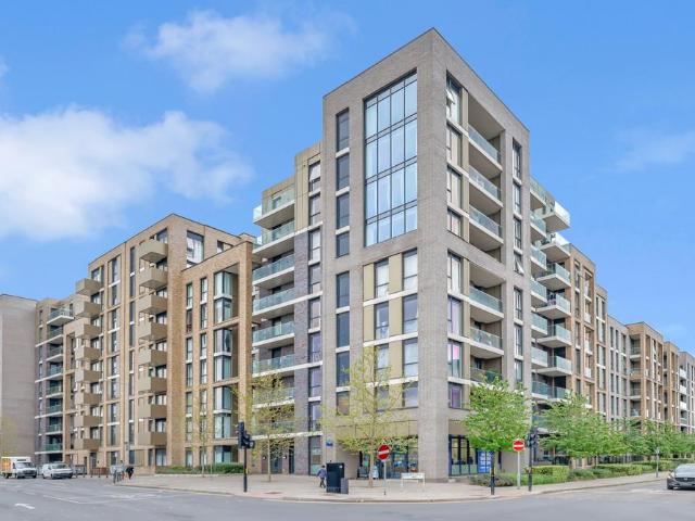 Apartment for rent in Norbiton, Greater London